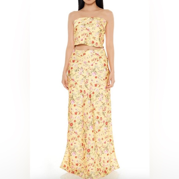 Forever 21 yellow floral skirt crop top two-piece set - Picture 1 of 4